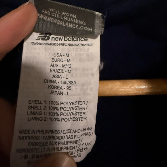 New Balance® for J.Crew vest Medium Navy Blue Warm Layer Running Hiking Camp - Picture 4 of 11